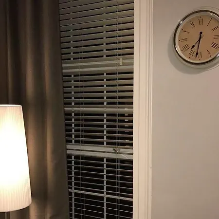 Drummond House Serviced Apartment *